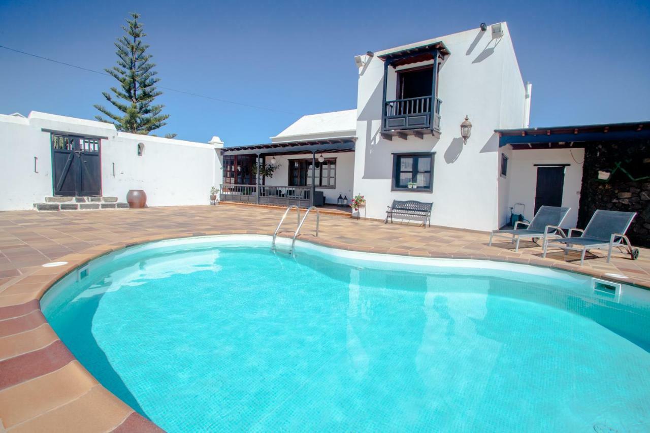 Casa Los Veroles Lanzarote El Islote Luaran gambar